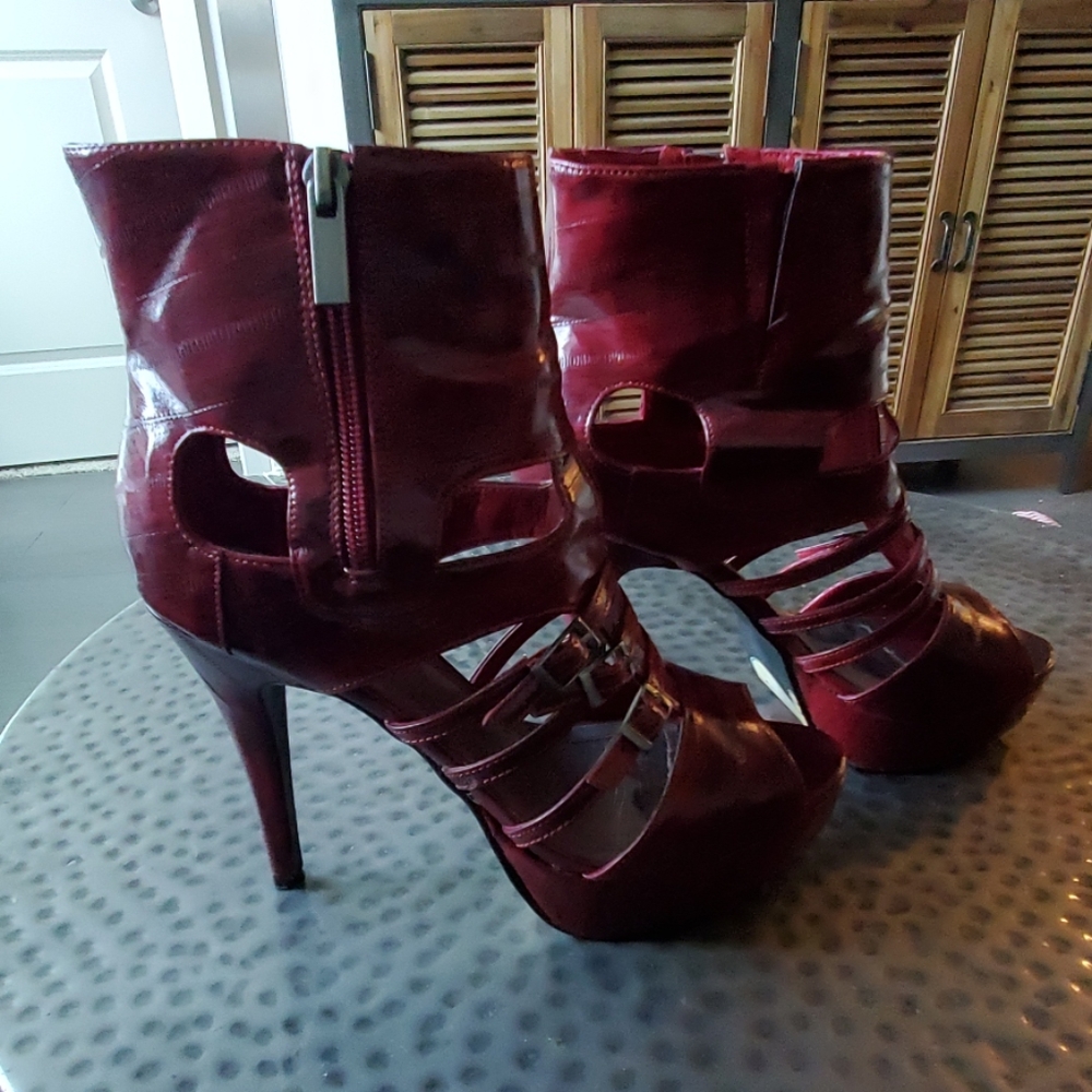 Anne Michelle Heels